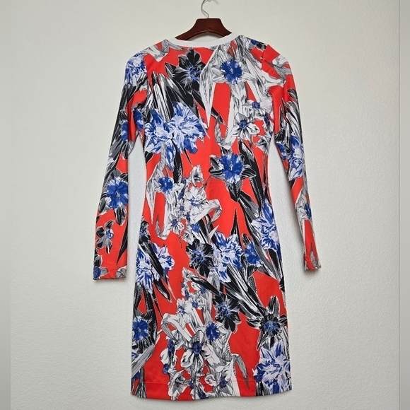 Nike Sportswear Women’s Mini Bodycone Long-Sleeve Floral Dress size Small - Picture 7 of 16